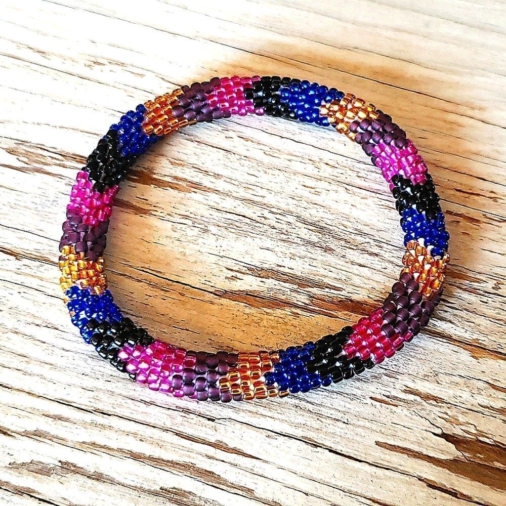 Sashka bracelet, original size, 7" OSFM, blue, black, gold, magenta, brown